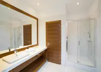 Slideshow Thumbnail 8 of 11