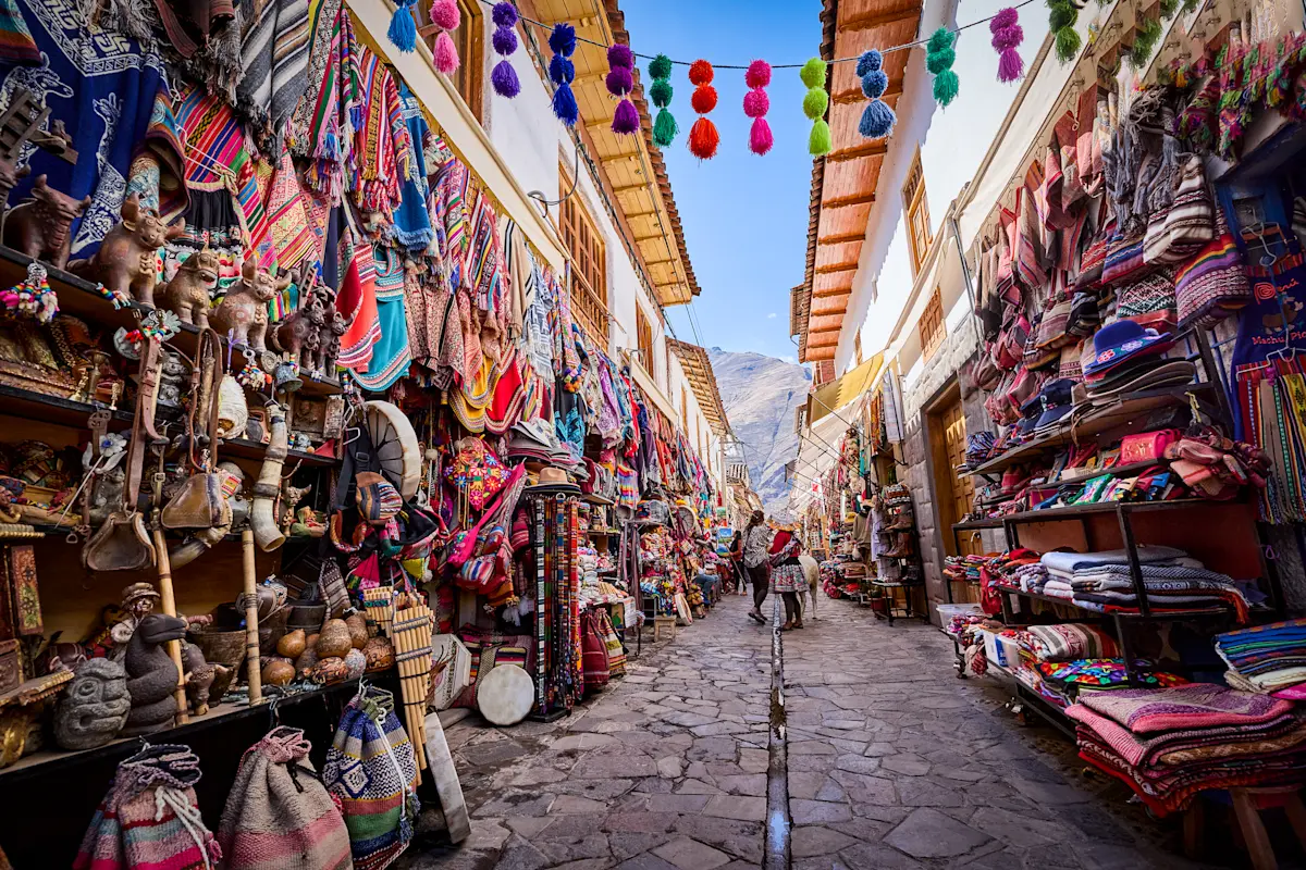 Artisian market, Peru.
