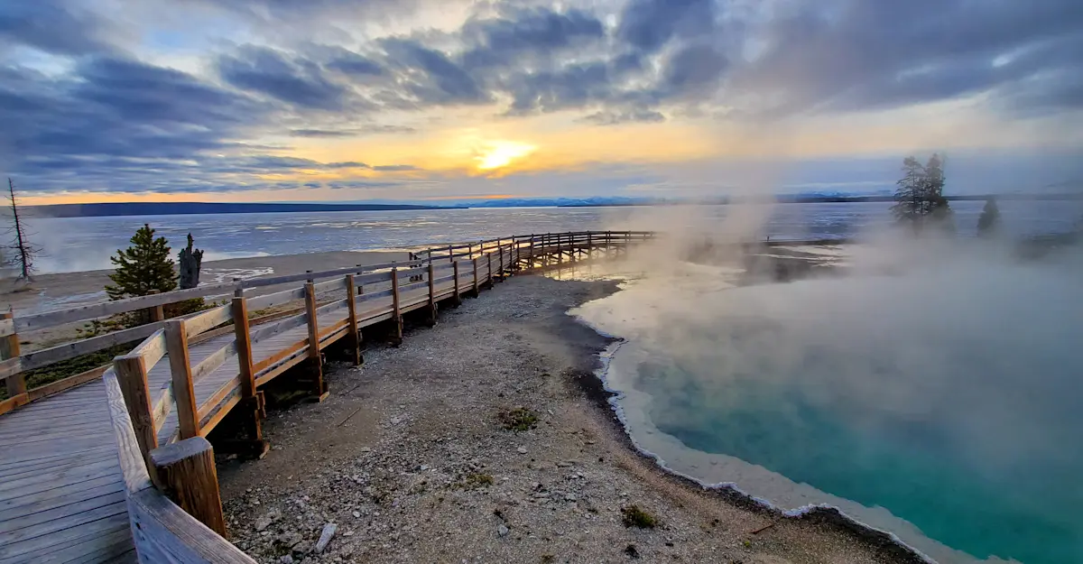 West Thumb Geyser Basin, Yellowstone National Park.