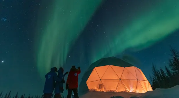 Nat Hab guests and Aurora Sphere, Churchill, Manitoba.
