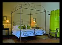 Slideshow Thumbnail 8 of 10