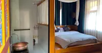 Slideshow Thumbnail 6 of 11
