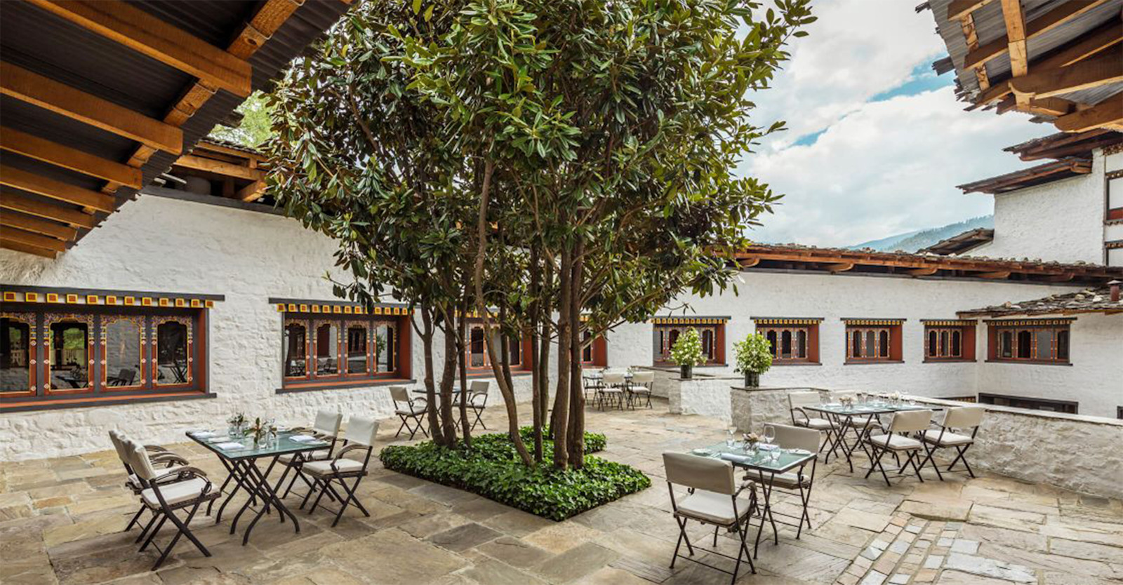 Outdoor dining in the courtyard