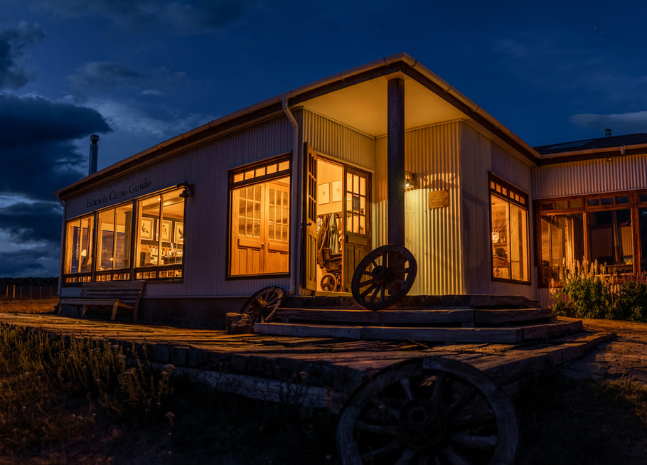 Estancia Cerro Guido main cabin