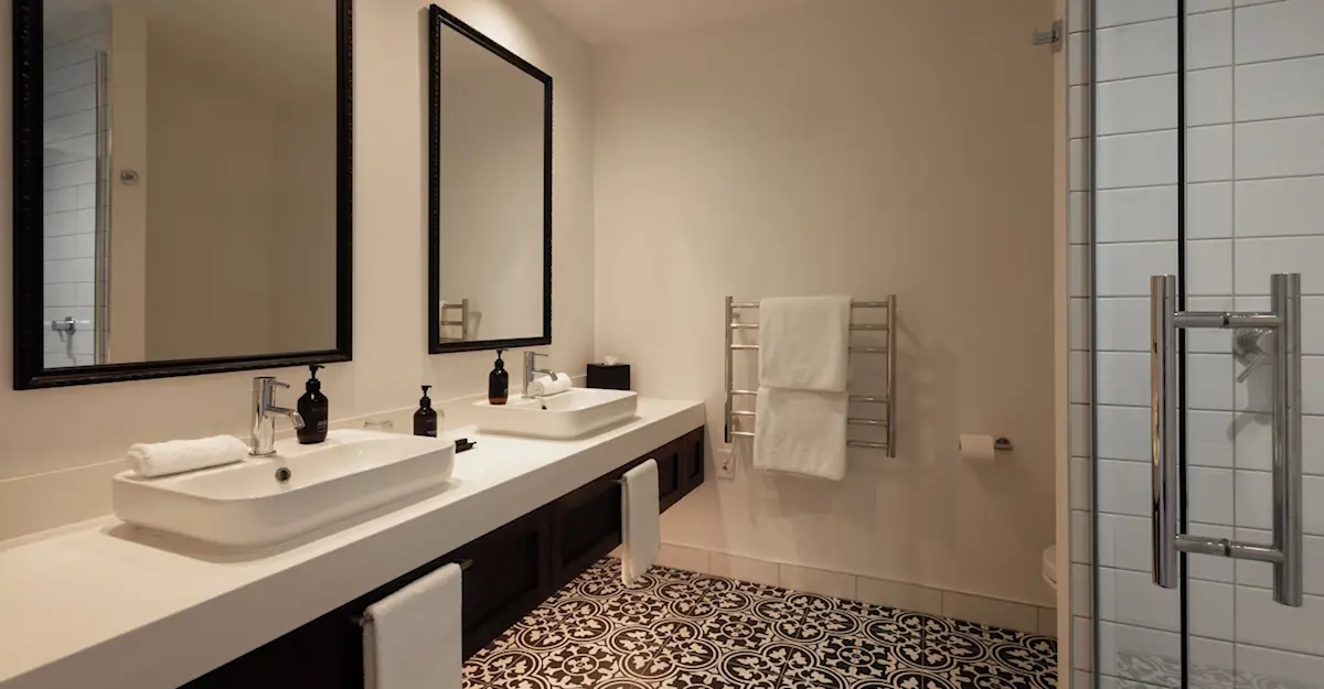 Guest Bathroom