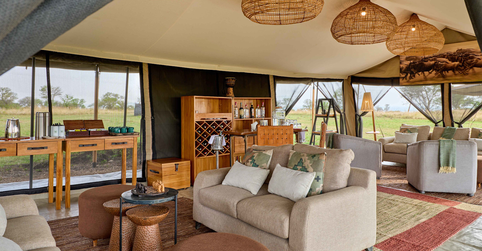 Lounge tent