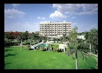 Slideshow Thumbnail 1 of 4