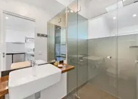 Slideshow Thumbnail 6 of 6