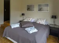 Slideshow Thumbnail 4 of 9