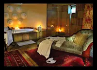 Slideshow Thumbnail 5 of 6