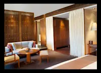 Slideshow Thumbnail 7 of 12