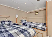 Slideshow Thumbnail 5 of 7