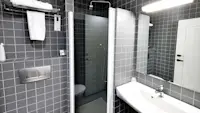 Slideshow Thumbnail 7 of 7