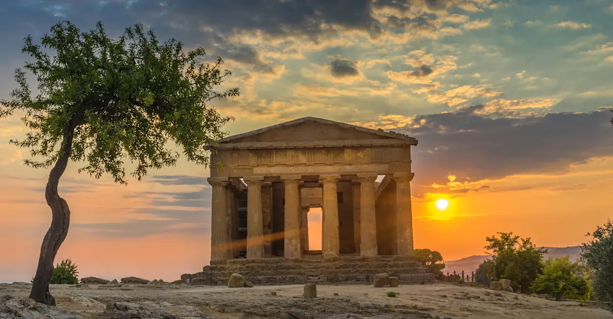Temple of Concordia, Valley of the Temples, a UNESCO World Heritage Site, Agrigento, Sicily, Italy.