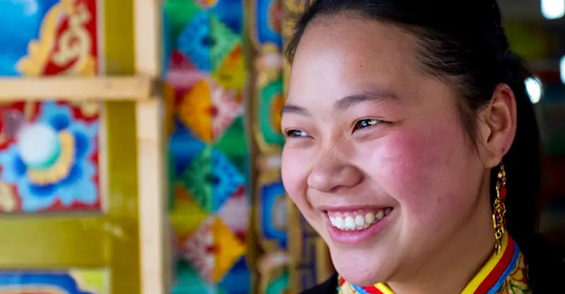 Tibetan woman, Aba Tibetan and Qiang Autonomous Prefecture, Sichuan, China