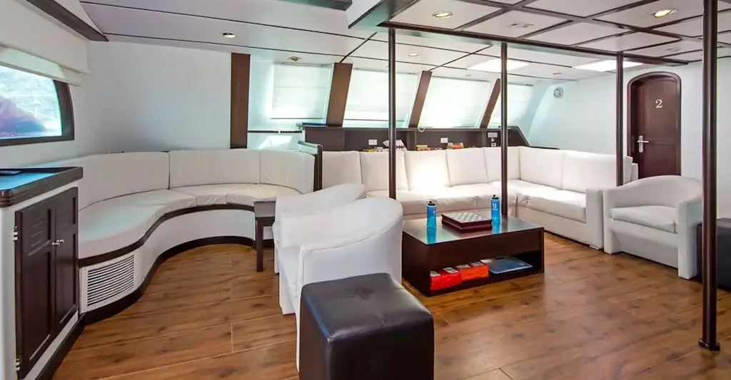 Interior lounge