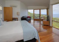 Slideshow Thumbnail 3 of 10