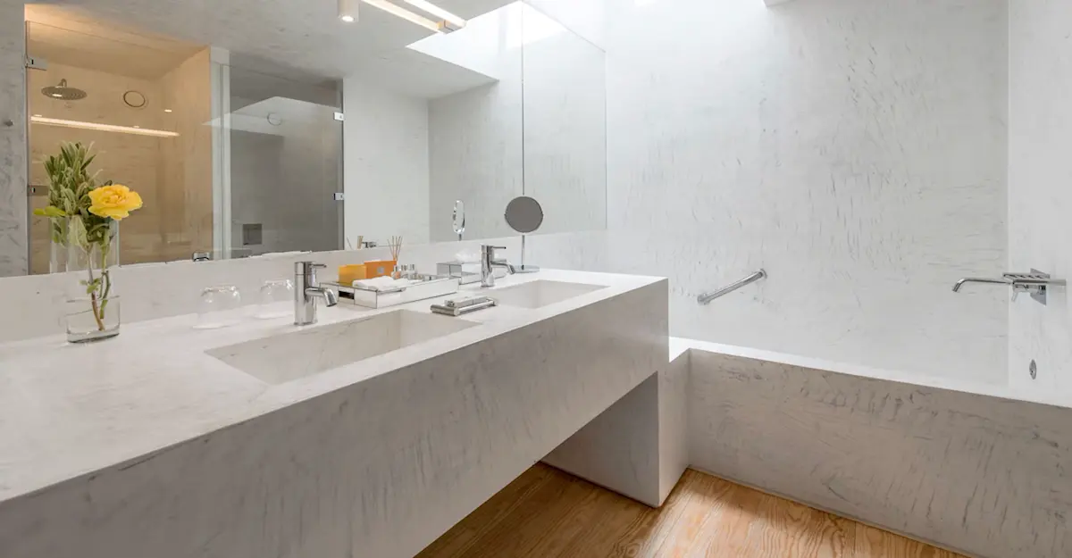 Guest Bathroom