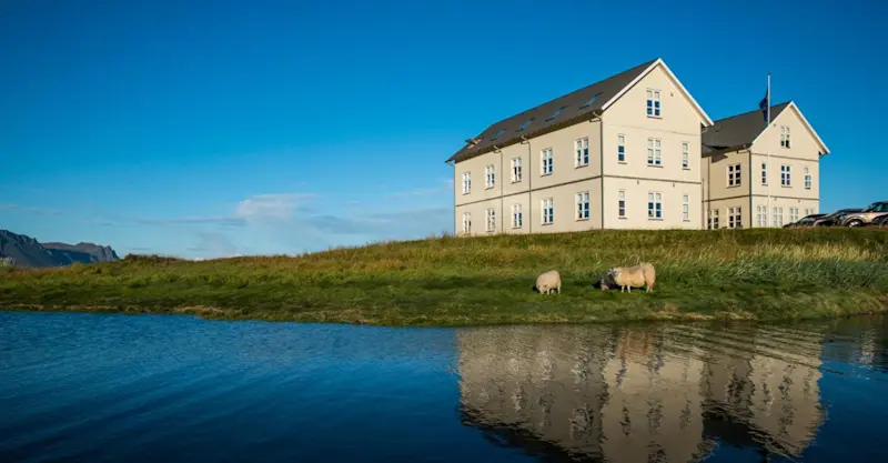 Welcome to Hotel Budir!