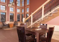 Slideshow Thumbnail 4 of 7