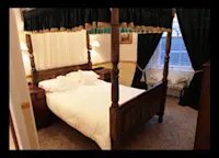 Slideshow Thumbnail 2 of 3