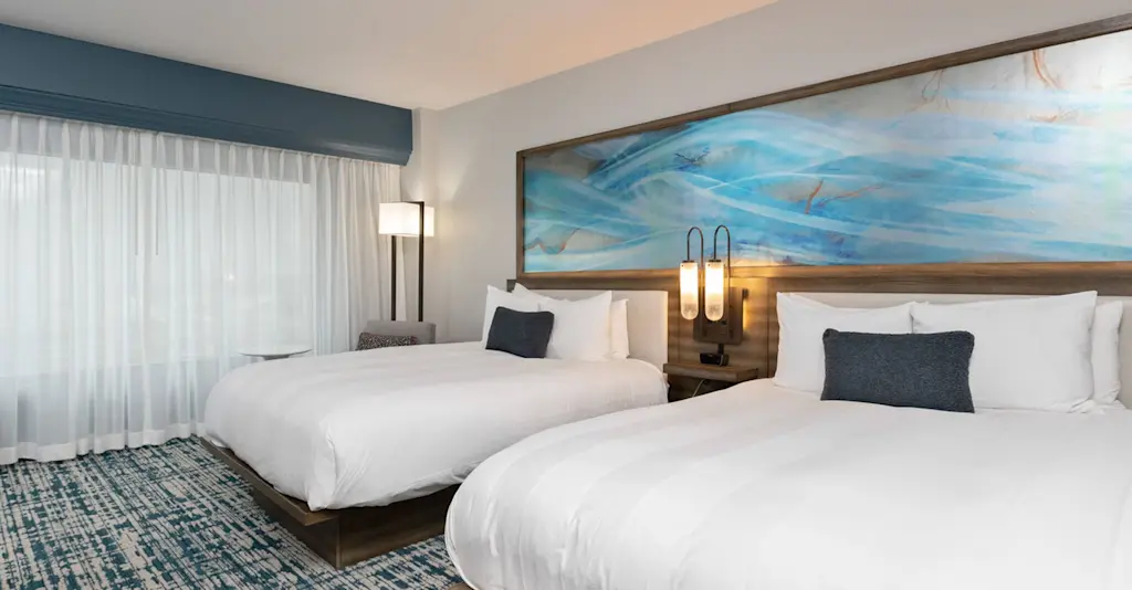 Queen Guest Room