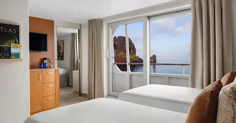 Interior Cabin, Category 6