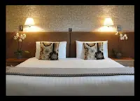 Slideshow Thumbnail 3 of 4