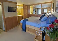 Slideshow Thumbnail 6 of 13