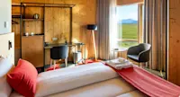 Standard guest room