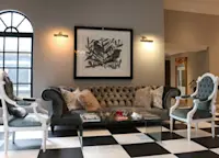 Slideshow Thumbnail 8 of 10