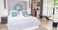 Slideshow Thumbnail 6 of 9