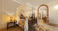 Slideshow Thumbnail 8 of 9