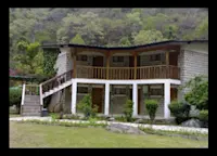 Slideshow Thumbnail 5 of 6