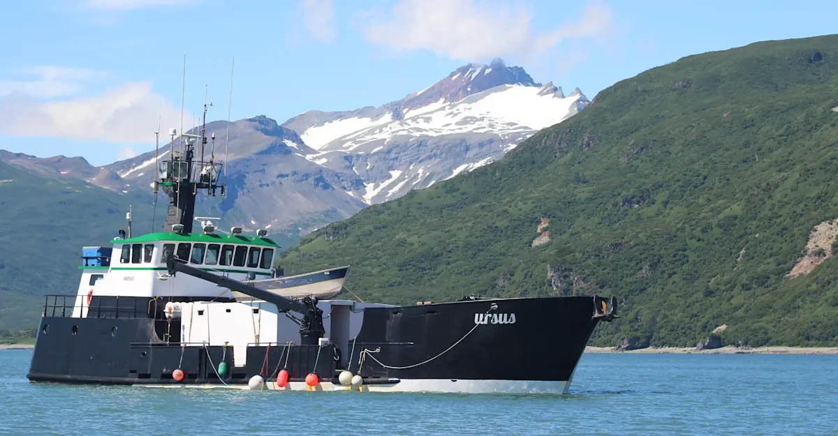M/V Natural Habitat Ursus.
