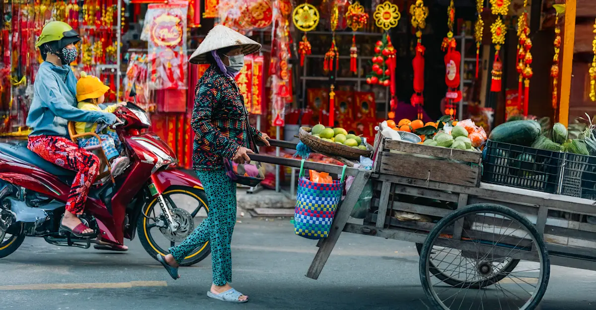 Morning market, Old Quarter, Hanoi, Vietnam.