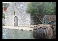 Slideshow Thumbnail 3 of 4