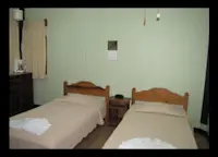 Slideshow Thumbnail 7 of 7
