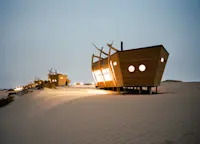 Slideshow Thumbnail 1 of 8