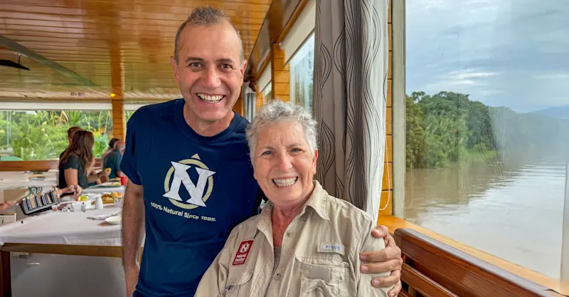 Nat Hab Expedition Leader and guest, Peru.