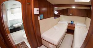 Category 2, Cabin 2, Twin beds