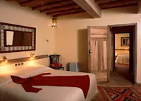 Slideshow Thumbnail 4 of 9