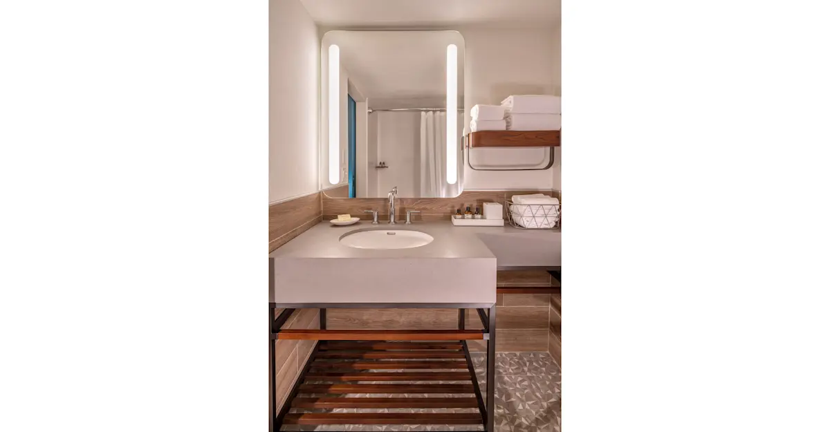 Guest Bathroom 