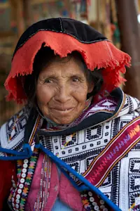 Andean weaver, Awanacancha, Peru.