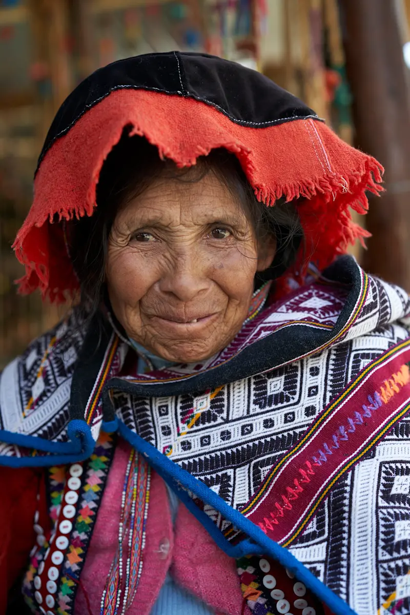 Andean weaver, Awanacancha, Peru.
