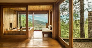 Bhutanese Hot Stone Bath & Signature COMO Shambhala Massage