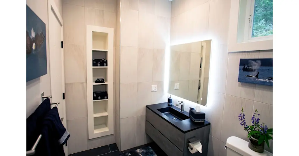 Guest Bathroom