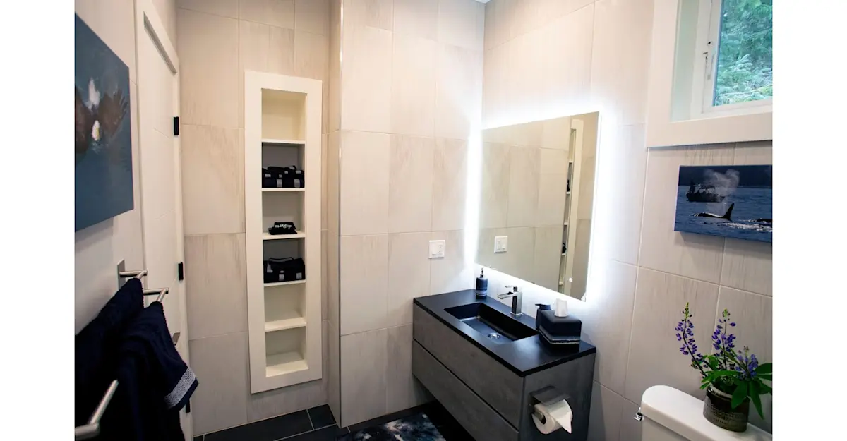 Guest Bathroom