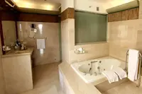 Slideshow Thumbnail 5 of 9