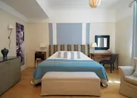 Slideshow Thumbnail 6 of 7